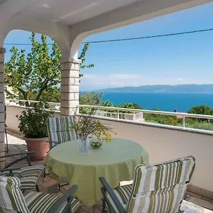 Apartment In Ravni/istrien 30383, Ravni
