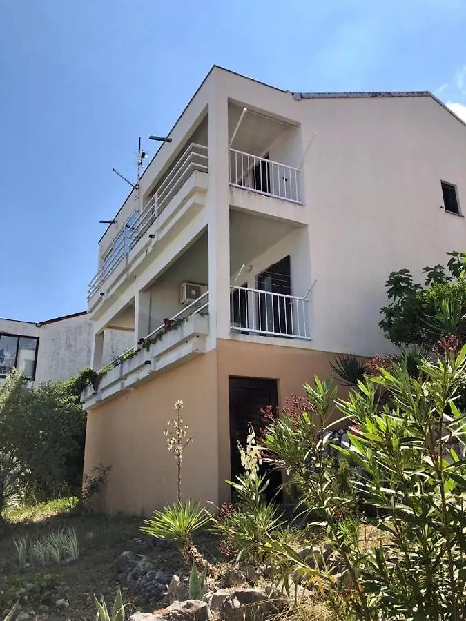 Anna Apartment Ravni 0*,  Croatia